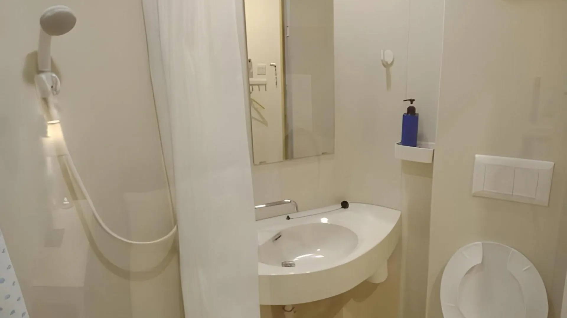 Oyo 91068 Elephant House Boutique Hotel George Town