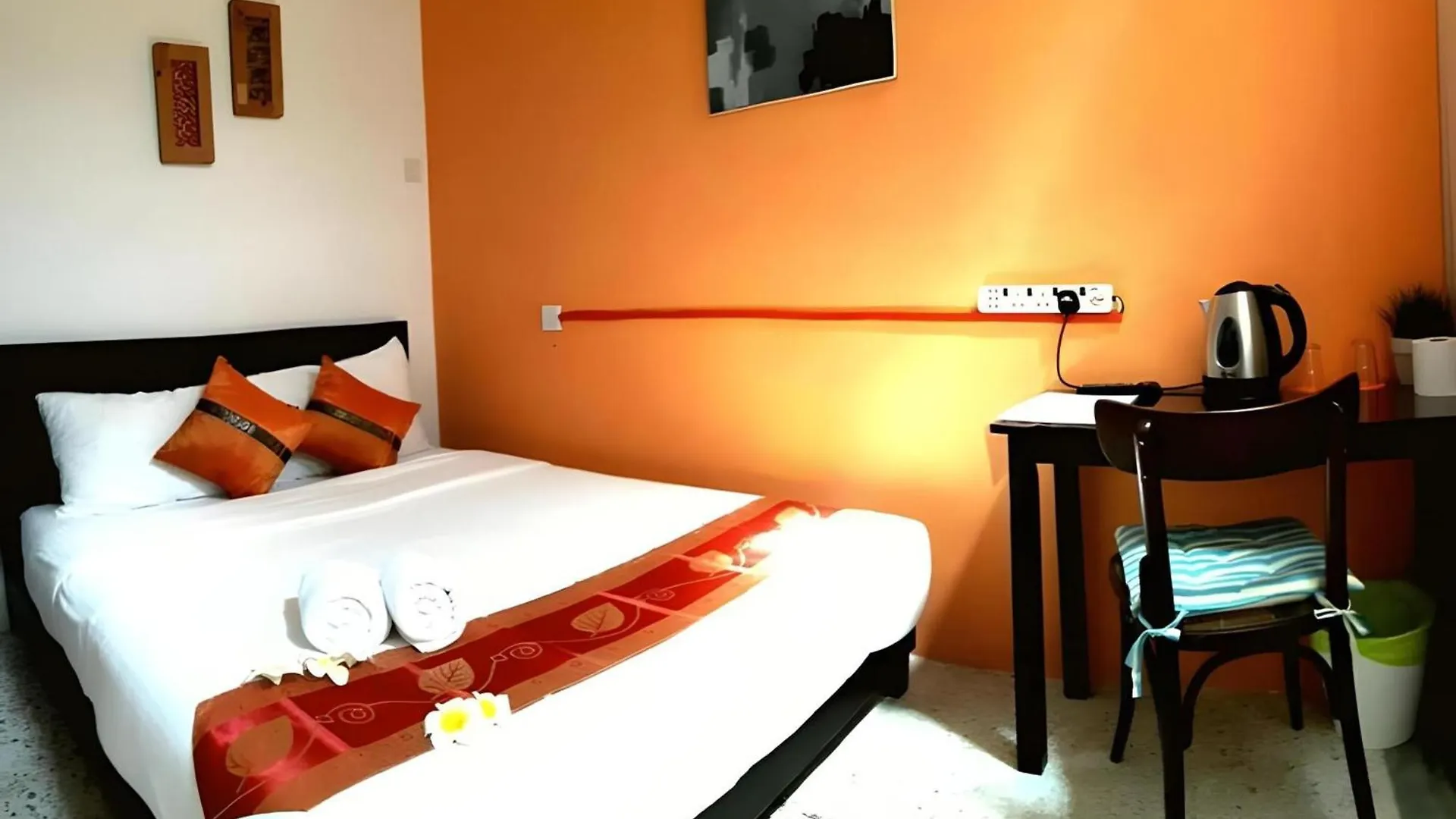 Oyo 91068 Elephant House Boutique Hotel George Town